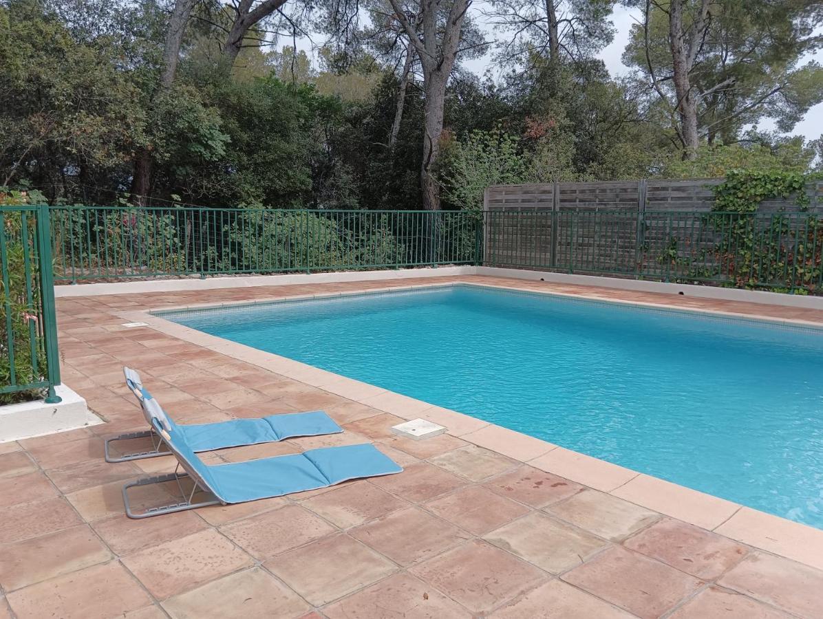 Petite Maison Au Calme - Piscine En Copropriete, Terrasse, Mer, Clim Vallauris Εξωτερικό φωτογραφία